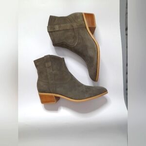 Dolce Vita Olive Ankle Boots